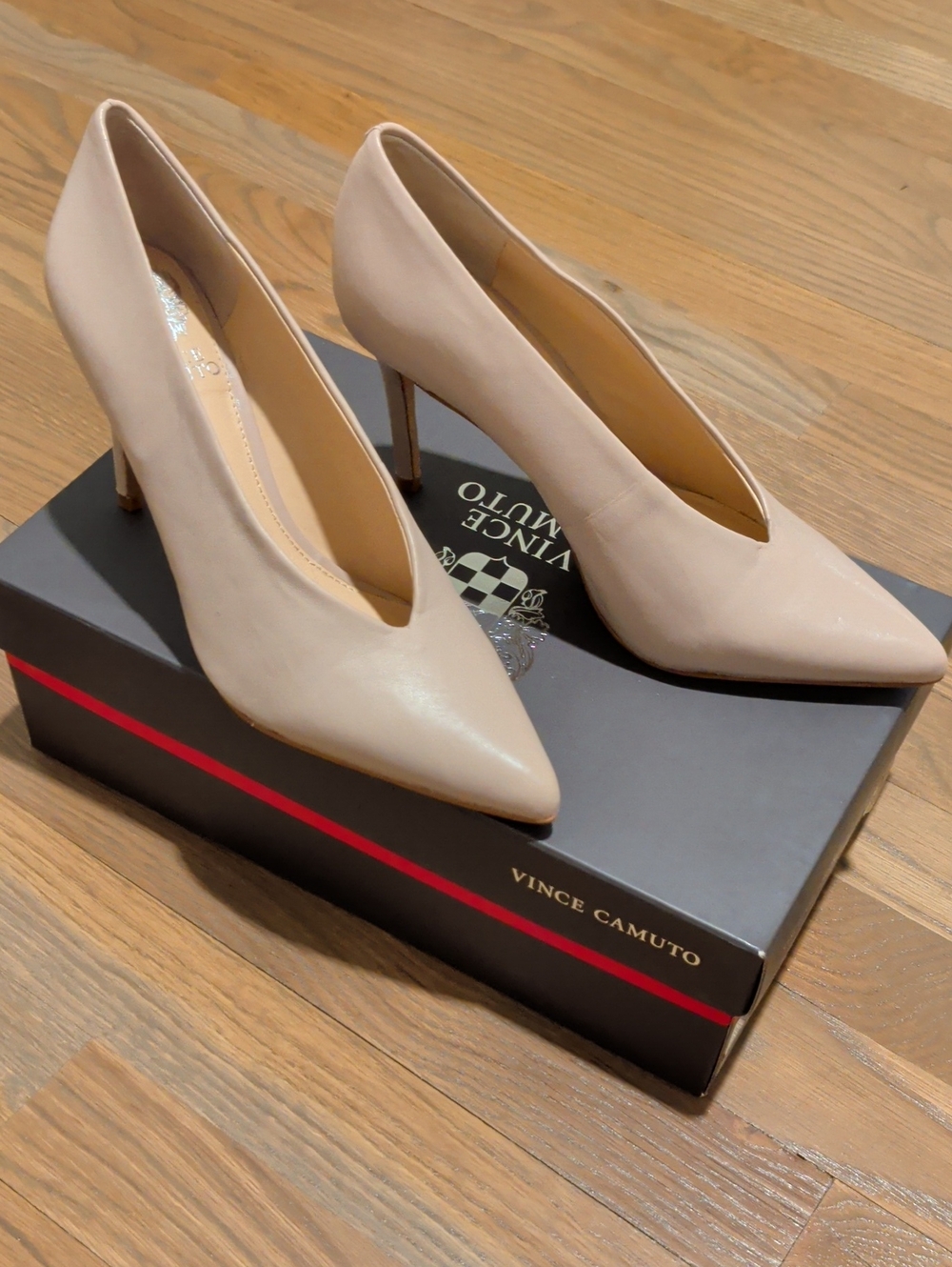 NWT Vince Camuto Blush Pointed-Toe Stiletto Pumps 6.5